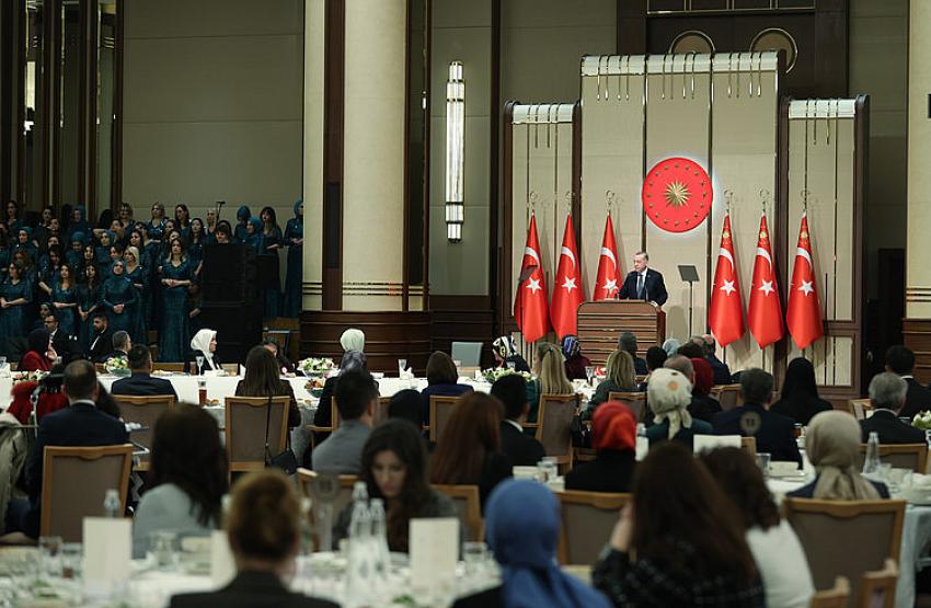 Başkan Erdoğan: Öğretmenimize eli kalkanın biz her şeyini darmadağın ederiz