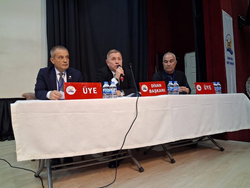 Bandırma Kent Konseyi’nde Murat Ergöz Güven Tazeledi: İkinci Turda Tek Listeyle Yeniden Başkan!