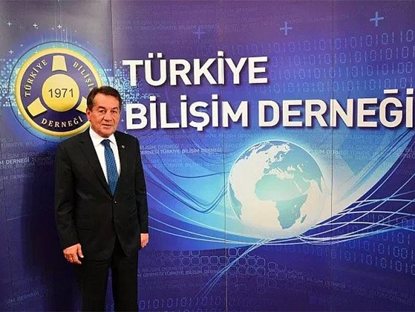 25 bin sözcüğe Türkçe öneri