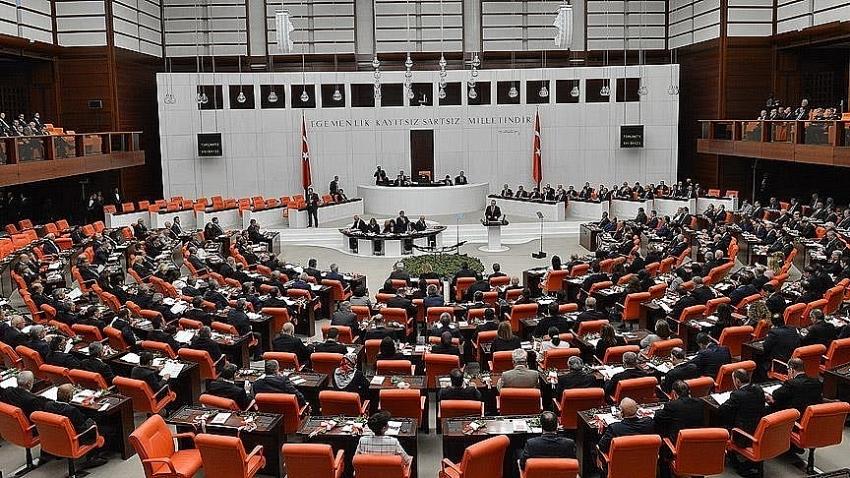 TİP'li Can Atalay'ın milletvekilliği düşürüldü