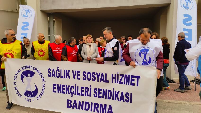 Sağlık Çalışanlarından “ek zam” talebi