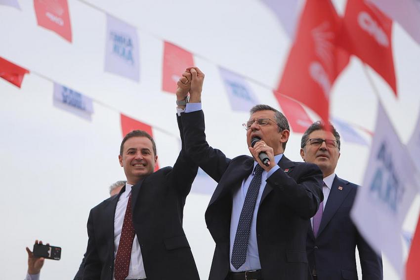 BALIKESİR’DE AHMET AKIN COŞKUSU