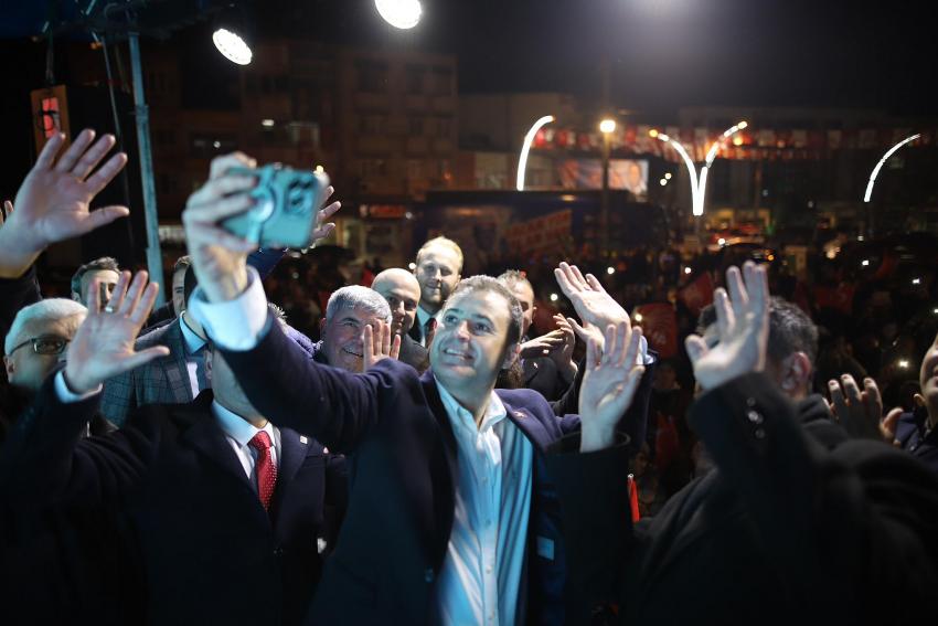 Ahmet Akın; 