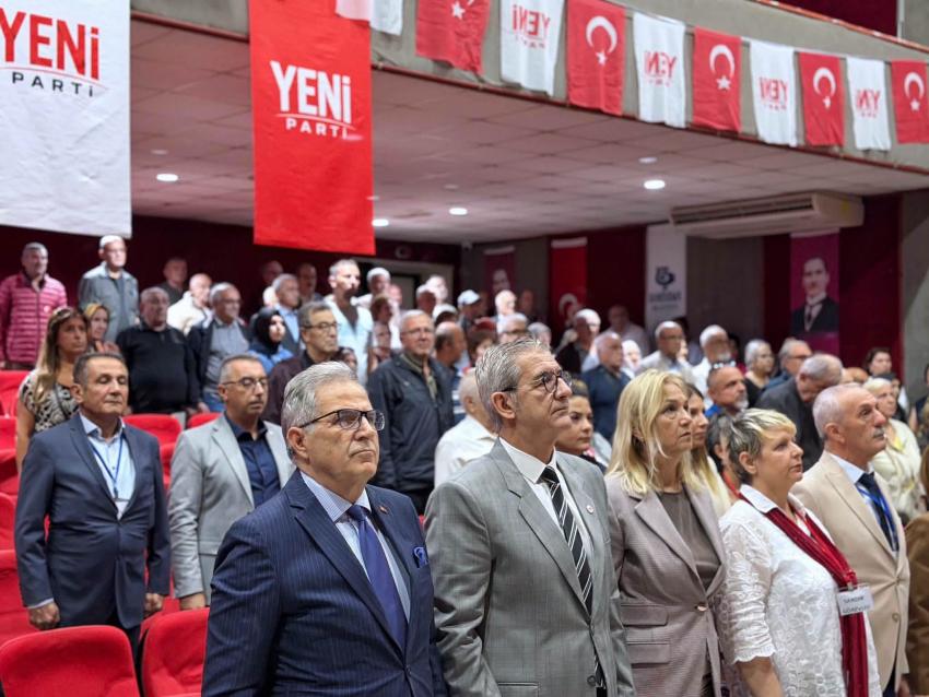 BANDIRMA YENİ PARTİ KURUCU BAŞKANI MEHMET ATAK BÜYÜK OY FARKIYLA İLÇE BAŞKANI SEÇİLDİ
