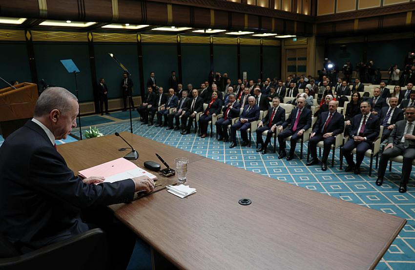 Seçimlerin 14 Mayıs’ta yenilenmesi kararını imzaladı