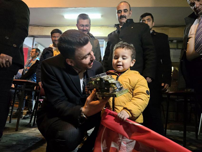 Milletvekili Öztaylan; 