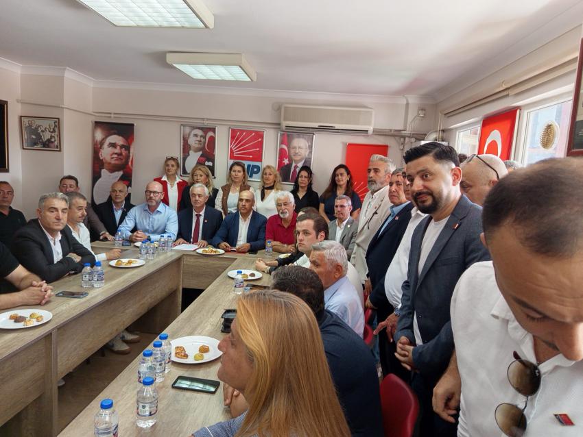 CHP İLÇE BAŞK.REMZİ POYRAZ: “BU DURUMDAN KURULUŞ DEĞERLERİMİZE DÖNEREK ÇIKACAĞIZ”