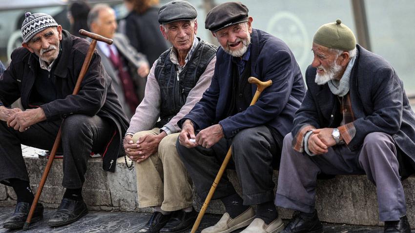 Bütçe açığını emekliye Mİ  yıktılar?