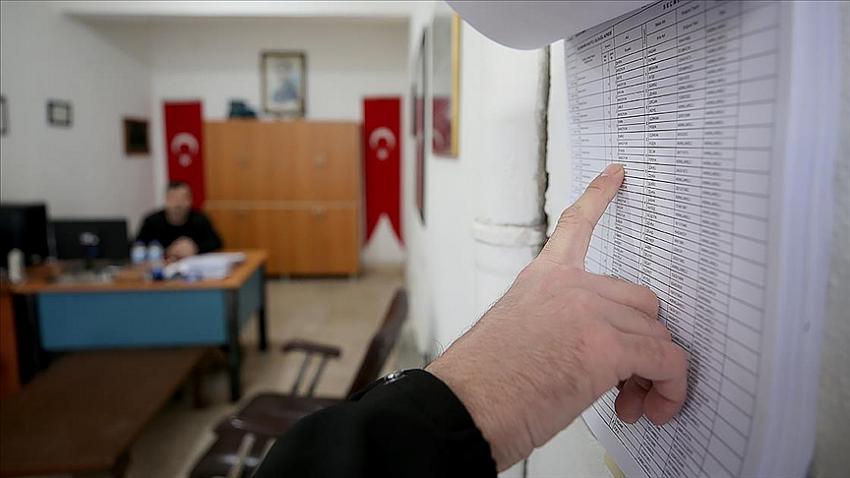 Seçmen listeleri askıda