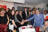 CHP'DE 100.YIL PASTASI'YLA 