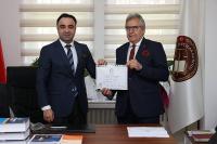 DURSUN MİRZA VE MECLİS ÜYELERİ MAZBATASINI ALDI