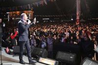 CHP’Lİ AHMET AKIN GENÇLERE SESLENDİ: ‘OY VERİN VE SANDIKLARA SAHİP ÇIKIN’