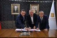 BÜYÜKŞEHİR'DE İŞÇİ ENFLASYONA EZDİRİLMEDİ: EN DÜŞÜK MAAŞ 25 BİN LİRA!