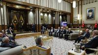 Saray’dan ‘kalpaklı Atatürk’ mesajı